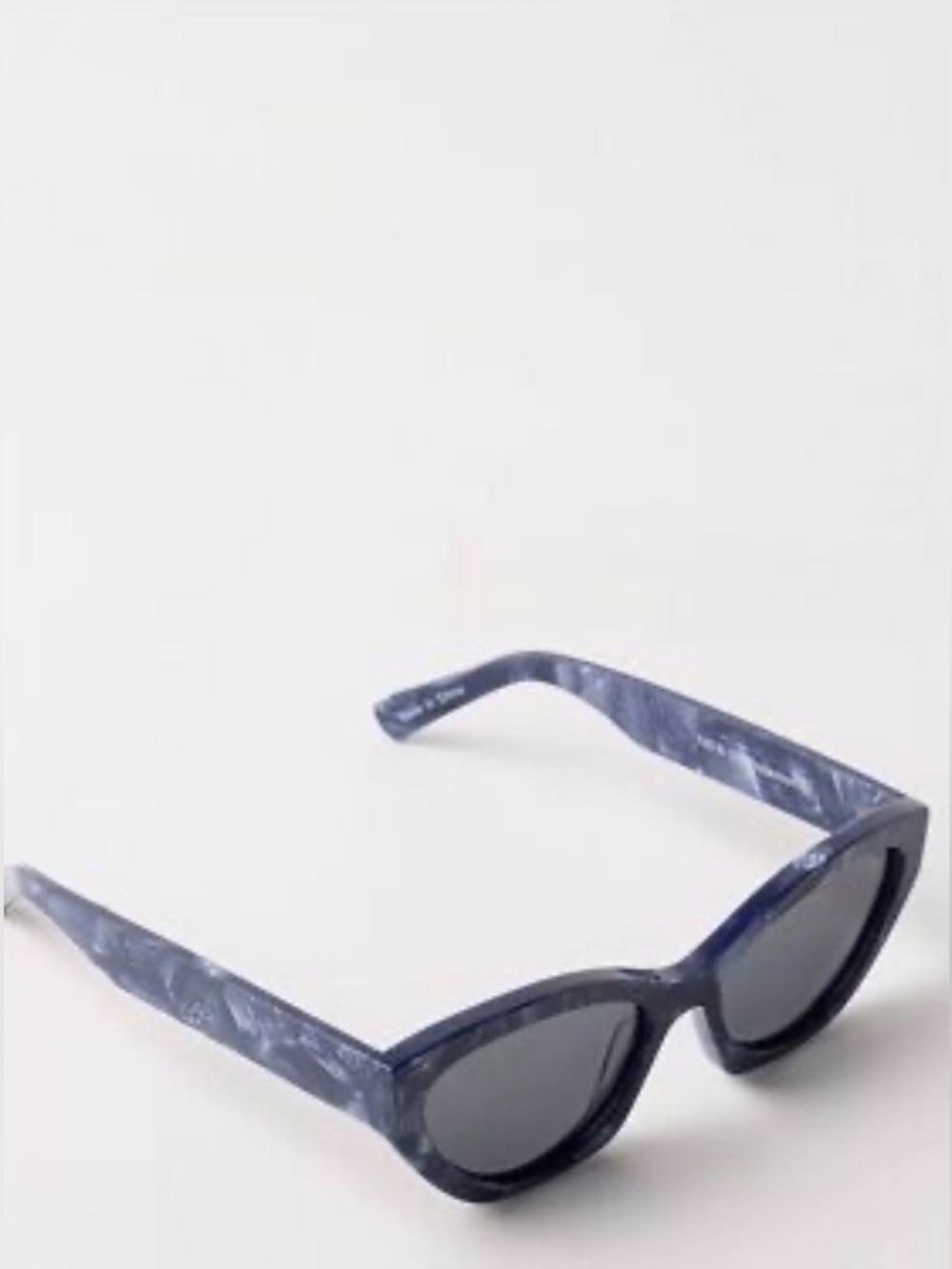 Free People Linda Classic Cat Eye Polarized Sunglasses